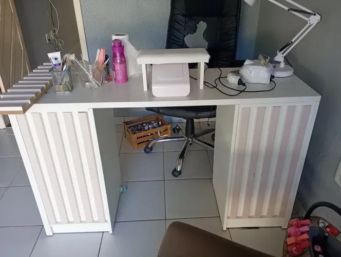 Messa de unha e material
