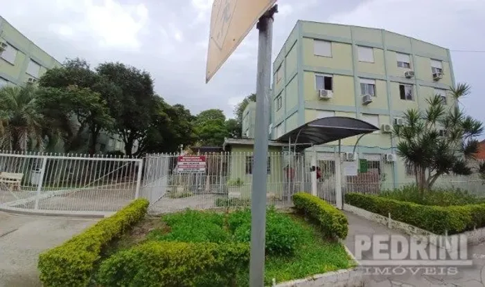 OPORTUNIDADE CAIXA! APARTAMENTO 1 DORMITÓRIO NA CAVALHADA, PRÓXIMO AO ZAFFARI, COM COZINHA
