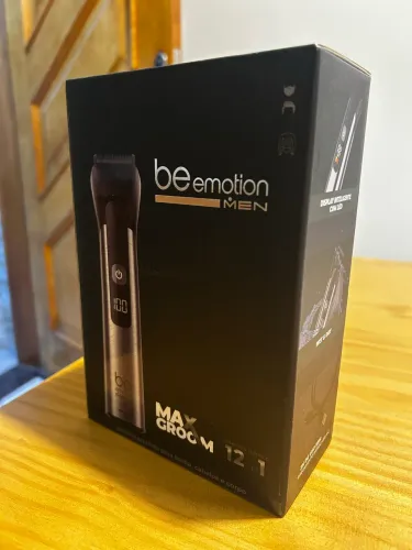 Aparador Barbeador Sem Fio 12 em 1 Premium Polishop MaxGroom Men Lacrado Na Caixa