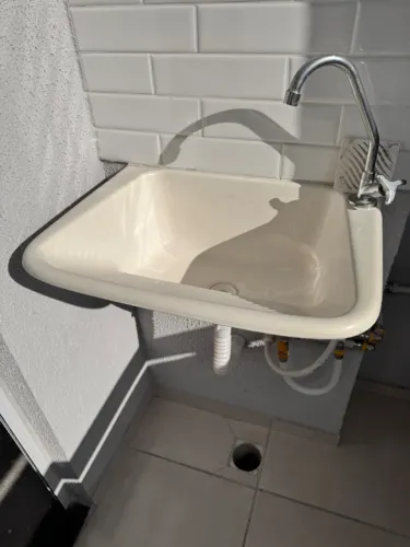 Tanque sintético novo