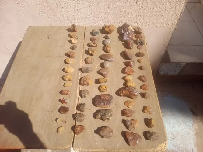 Vendo pedras para lapidar