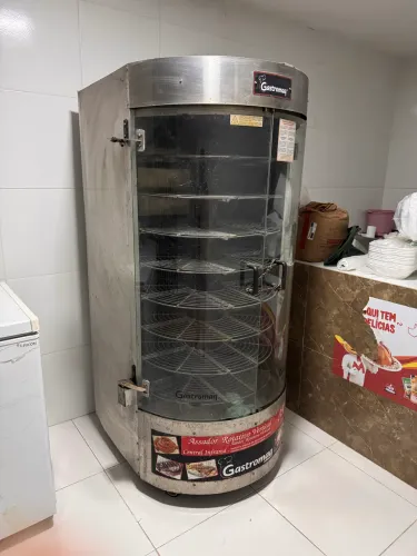 Máquina pra galeto!