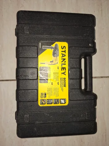 Furadeira Stanley engate rápido 