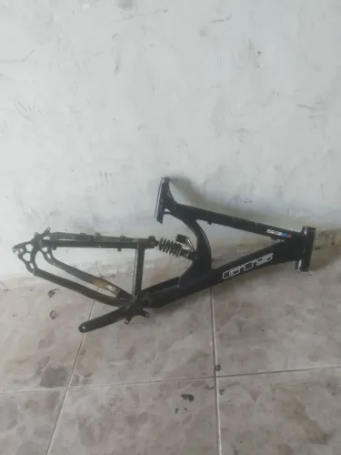 Quadro downhill GTS S3