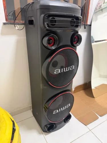 Vende-se caixa de som AIWA