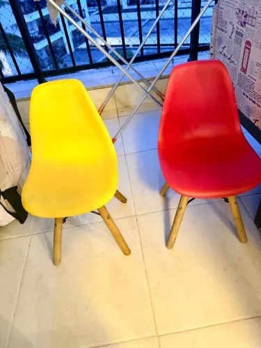 Cadeiras infantis Eames