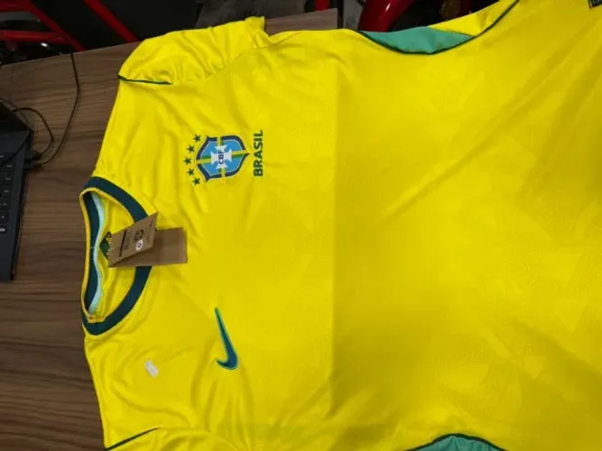 Blusa da seleção brasileira oficial atual