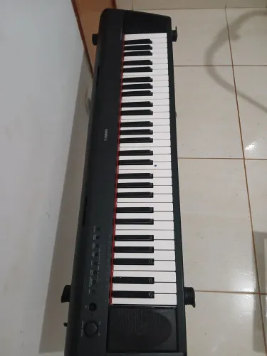 Piano digital yamaha NP11