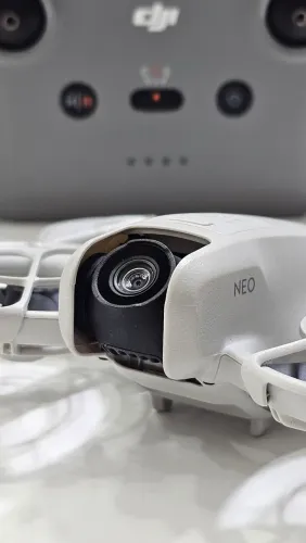 DJI Neo
