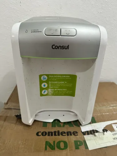 Vendo Bebedouro Consul água gelada e natural