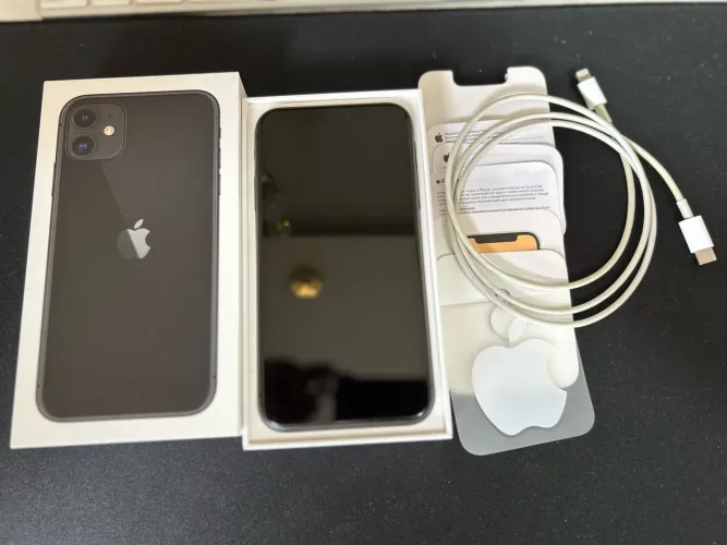 Apple iPhone 11 - 128 GB PRETO