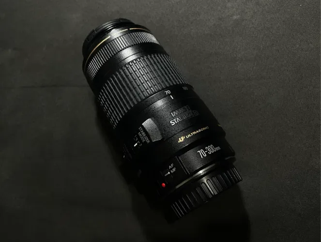 Lente Canon EF 70-300mm USM IS