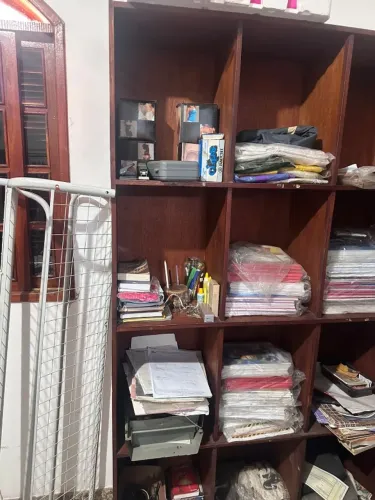 LOJA COMPLETA DESATIVADA, manequim, arara