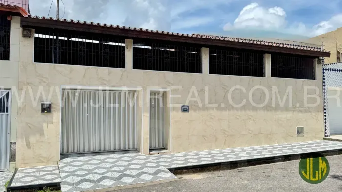 VENDO CASA DUPLEX DE 415m², NO BAIRRO VILA VELHA - FORTALEZA - CE