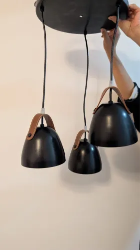 Lustre Pendente Tok&Stok 3 Lâmpadas - Metal Preto e Couro