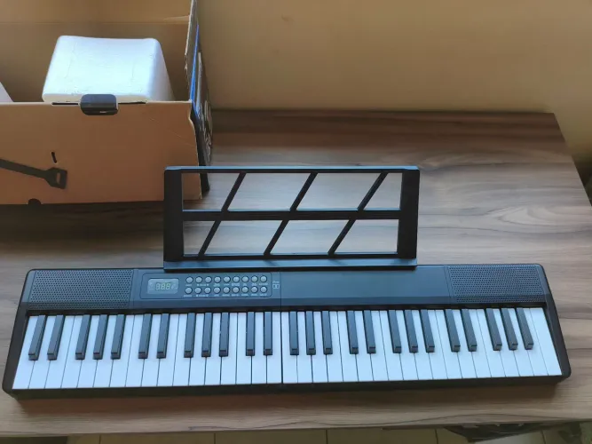Teclado dobrável DEVOX DVX700 - 61 teclas.