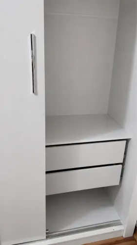 Guarda-Roupa + cômoda