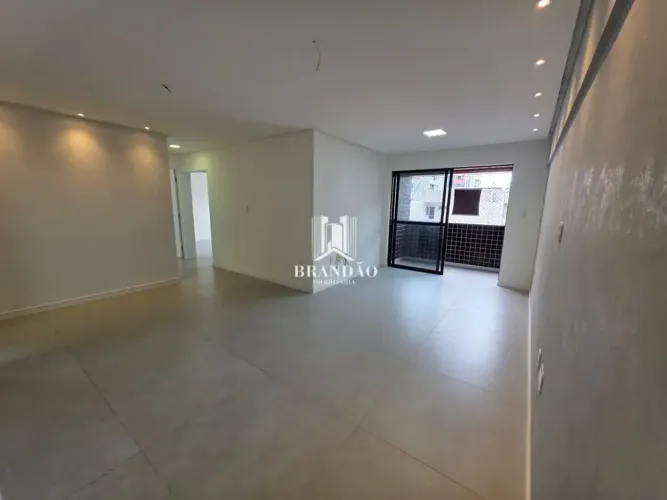 Apartamento à venda no EDIFÍCIO PORTLAND RUA CORONEL ALCIDES, JATIÚCA, Maceió, AL