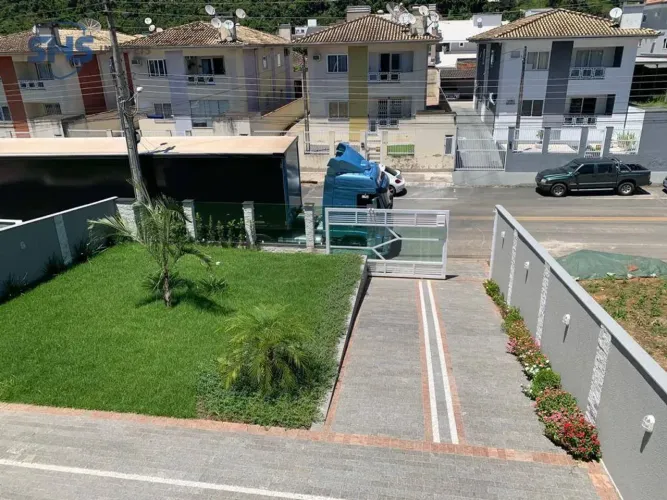 Casa com 5 dormitórios à venda, 364 m² por R$ 1.500.000,00 - Bela Vista - Gaspar/SC