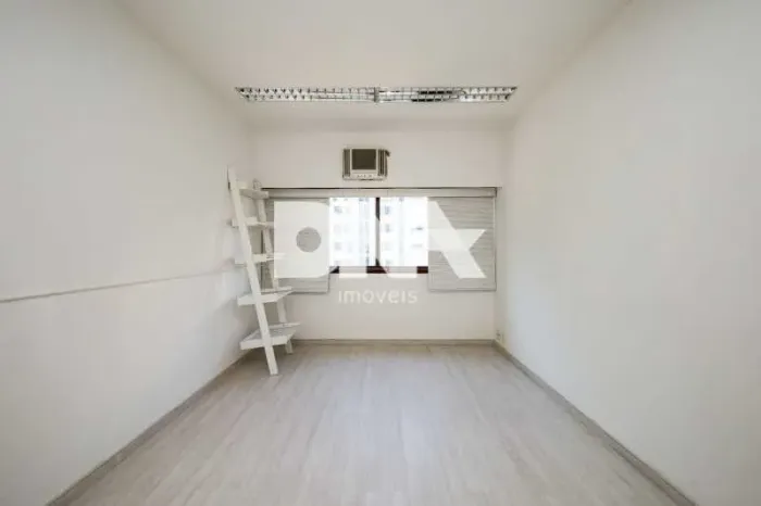 Sala : / Comercial / Copacabana