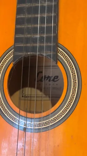 Vendo violão