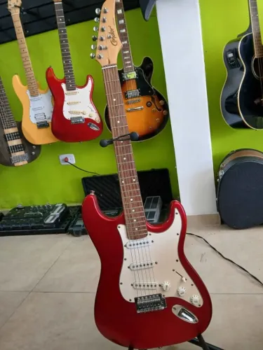 Guitarra Condor - Seminova - Aceito Trocas