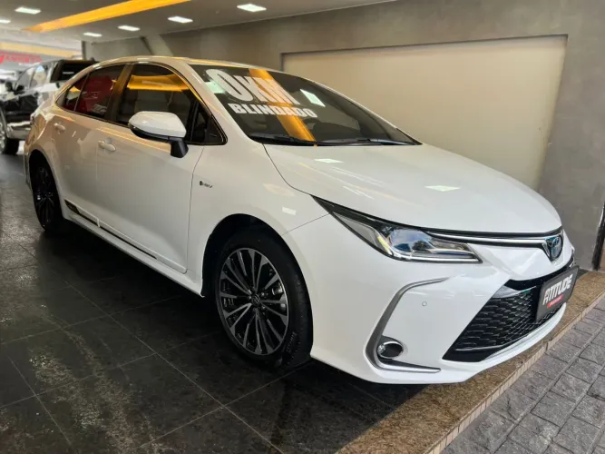 Toyota Corolla Altis Prem. Hybrid 1.8 Flex AUT 2026