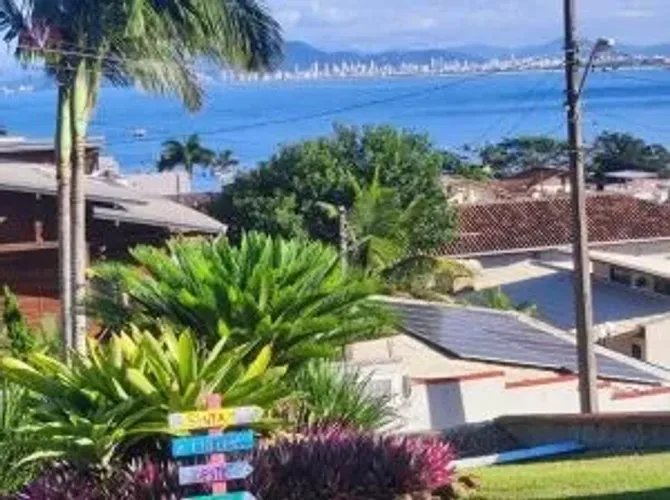 Duas Casas Mobiliadas a 300 Metros da Praia de São Miguel - Penha/SC LOCAÇÃO DIÁRIA