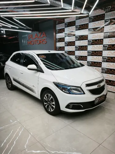 Chevrolet Onix Hatch LTZ 1.4 8V Flex Power Mec. 4P 2015