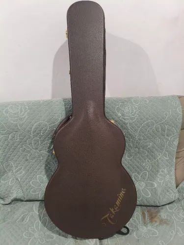 Case original Takamine
