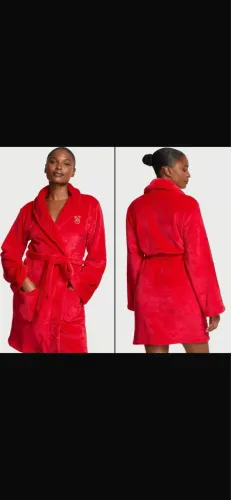 Robe Victoria?s secret