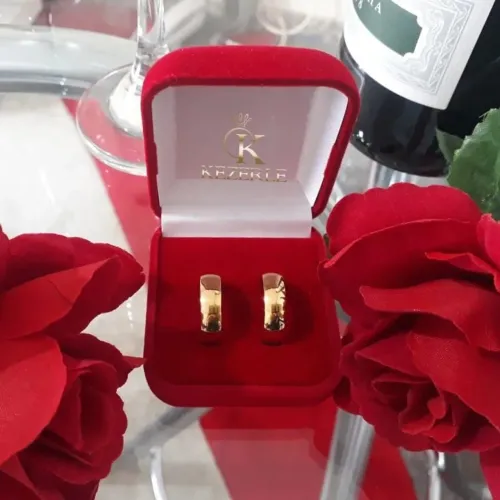 Promoção semi joias 80 reais o par ja na caixinha de veludo de brinde