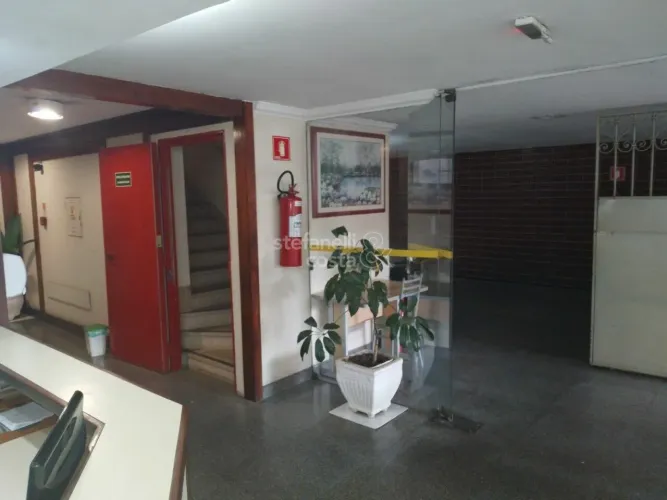 Conjunto comercial Rua Bela Cintra próximo da Paulista