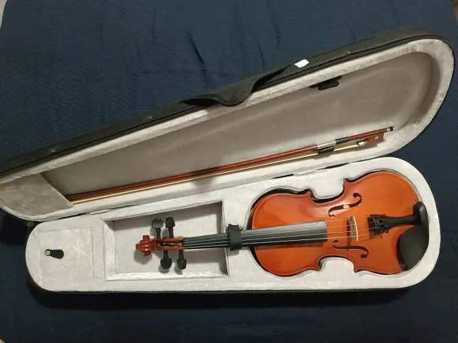 Violino Concert CV 3/4 com estojo e arco