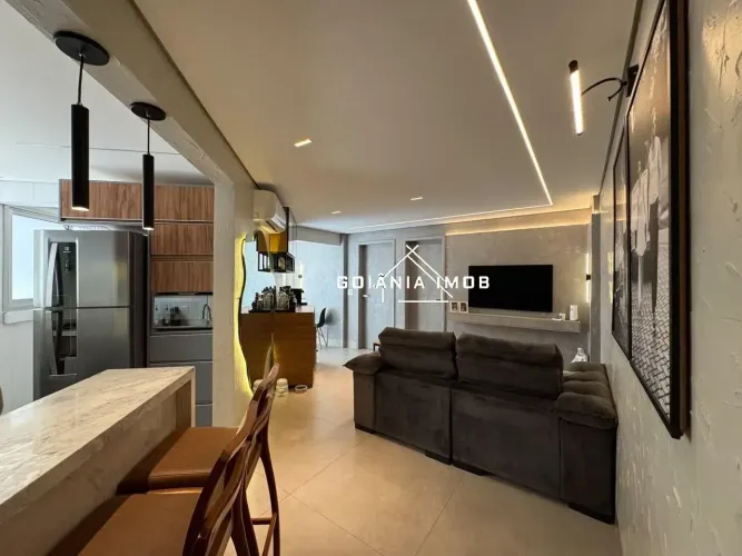 Apartamento reformado 2 quartos sendo 1 suite no Jd. América