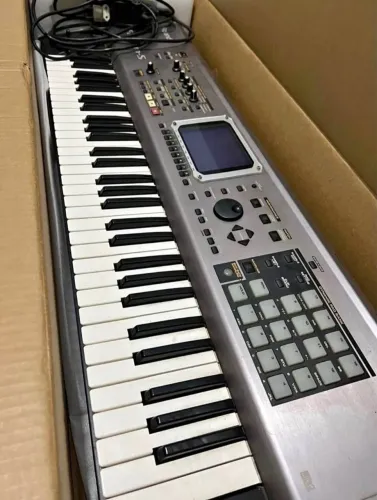 Roland Fantom S