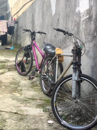 Vendo ou troco duas pelo preço de uma 
