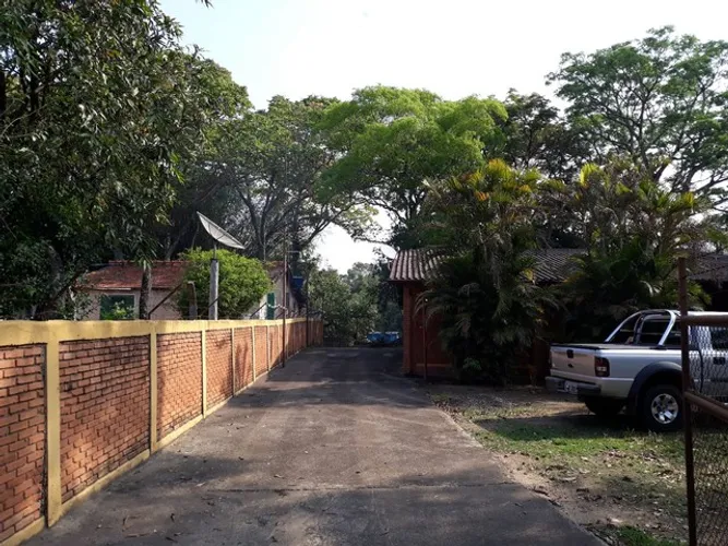 Rancho na beira do rio Mogi Guaçu