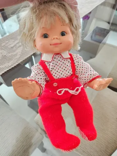 Bebê engatinhando anos 80 estrela