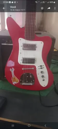 Guitarra Giannini das antigas