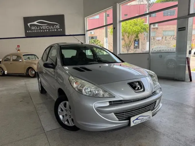 Peugeot 207 XR 1.4 Flex 8V 5P 2013