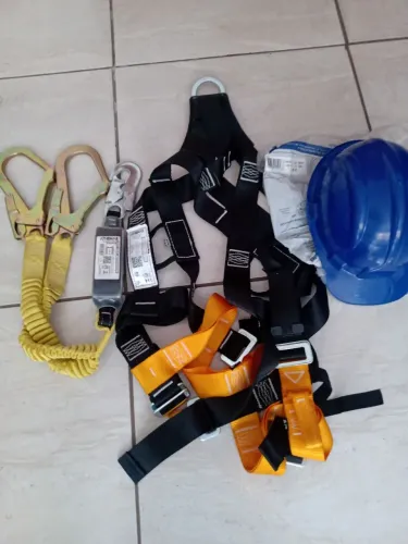 Cinto de Segurança e Talabarte - Santo André 