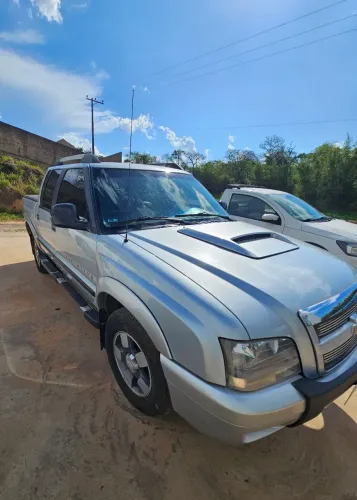 Chevrolet S10 Pick-up Exec. 2.8 4X4 CD TB Int.dies 2010