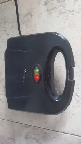 Torradeira SANDUICHEIRA: 