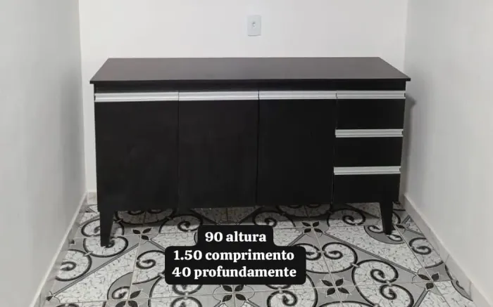 Balcão preto de cozinha 1.50