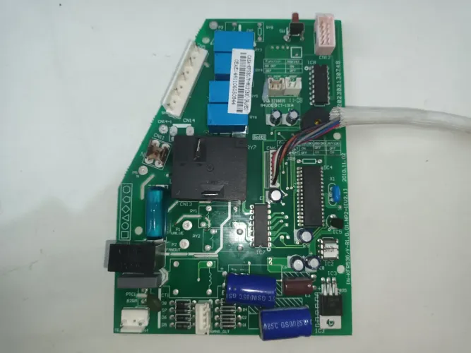 PLACA DE AR-CONDICIONADO (202302130748) - Midea e Carrier