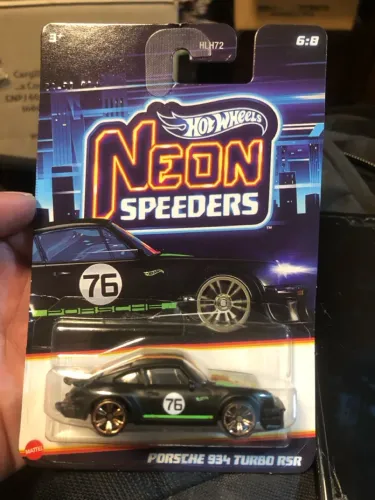 Hot Wheels Neon Speeders Porsche 934 Turbo RSR