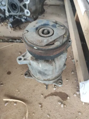 Compressor de ar condicionado - Honda