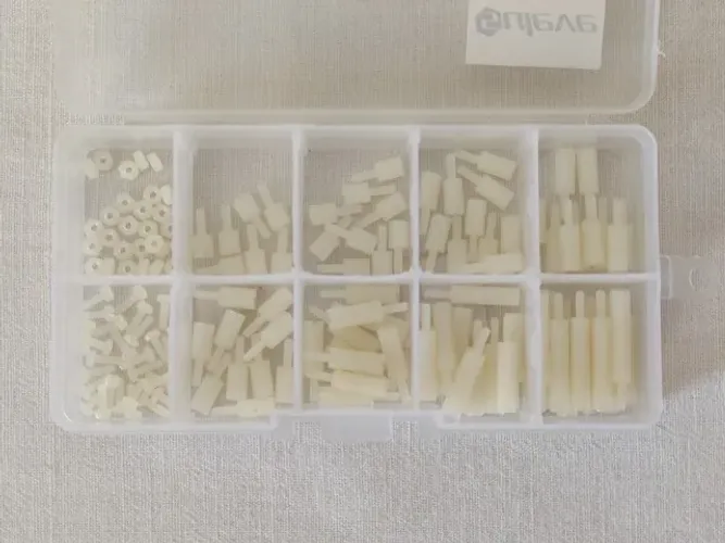 Parafusos e Espaçadores M2 de Nylon Para Placas - 134 Peças