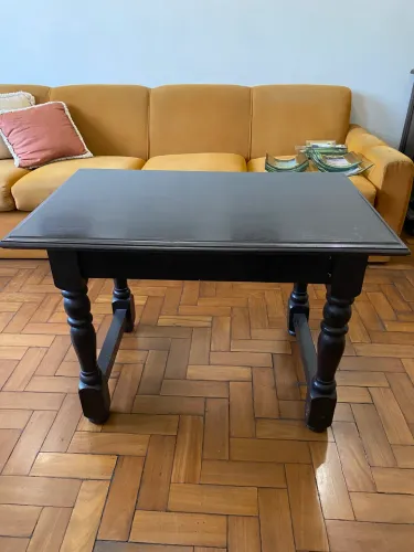 Mesa de Apoio em madeira maciça